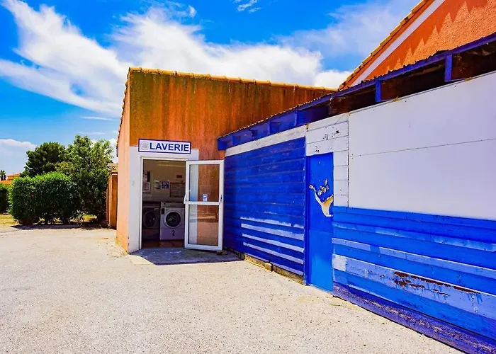 Marina, Ile Des Pecheurs - Acces Piscine Et *